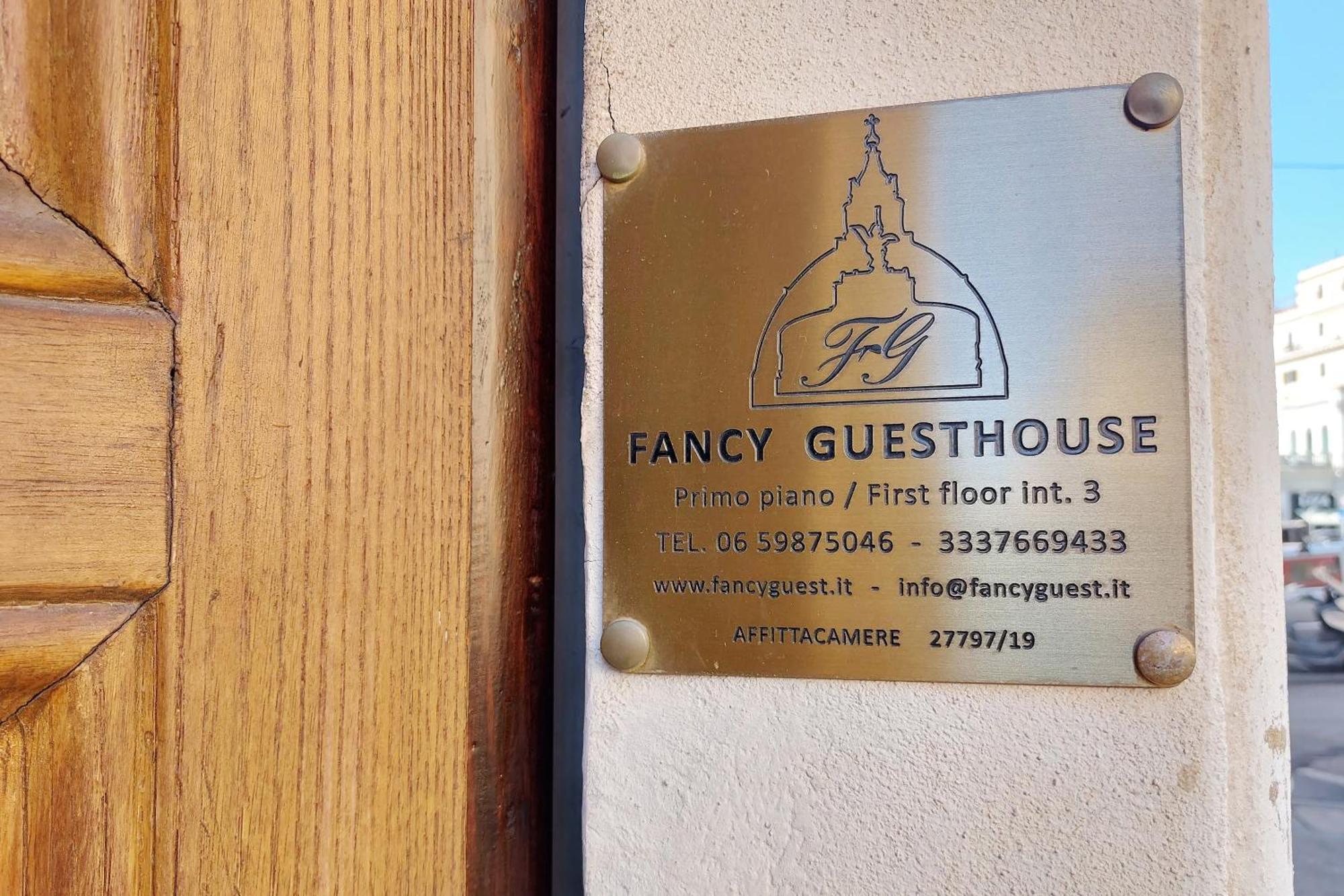 Fancy Guesthouse Vatican Rzym Zewnętrze zdjęcie